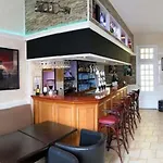 Hotel De France 3*